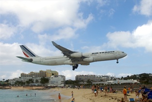 Maho Beach